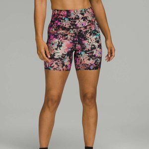 {Lululemon} Base Pace High-Rise Shorts 6" in Stencil Blossom Red Multi